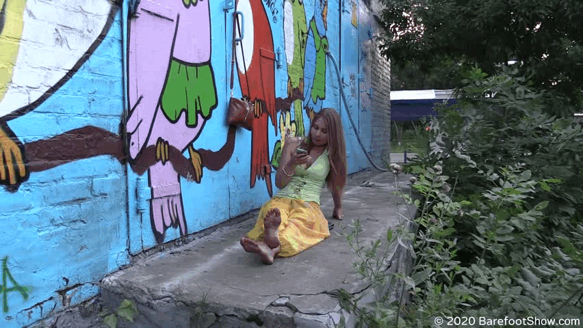 5e524a94607a8650465802.gif